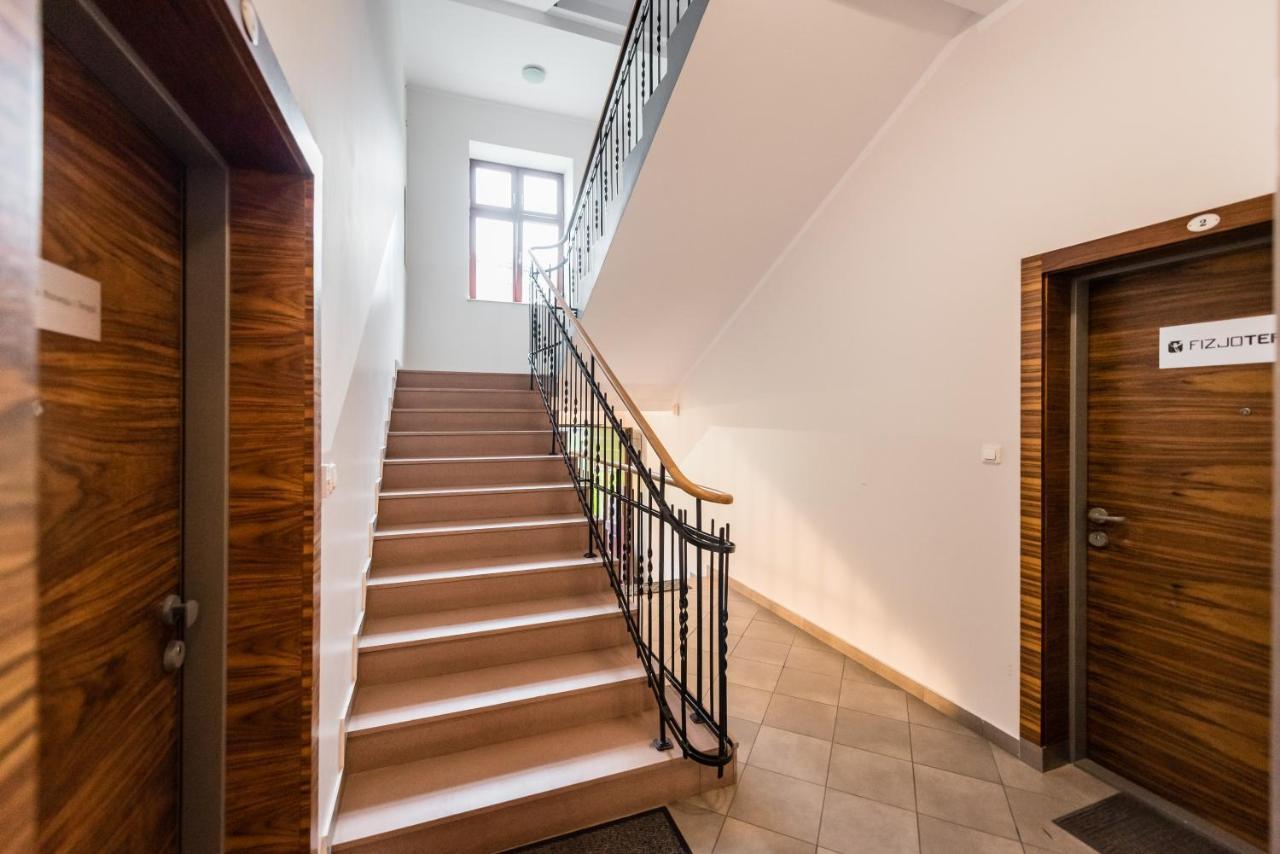 Green Garden Podgorze Apartment Wawelofts クラクフ エクステリア 写真